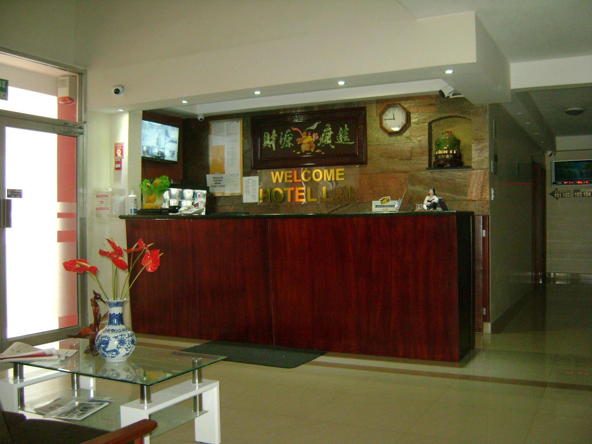 Hotel Lottus Quito Exterior photo